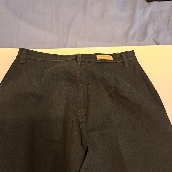 Denver Hayes Women's Jeans - Picture 5 of 5